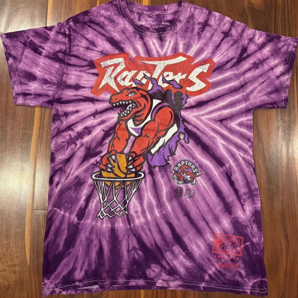 Mitchell & Ness Toronto Raptors Tie-Dye T-Shirt Medium